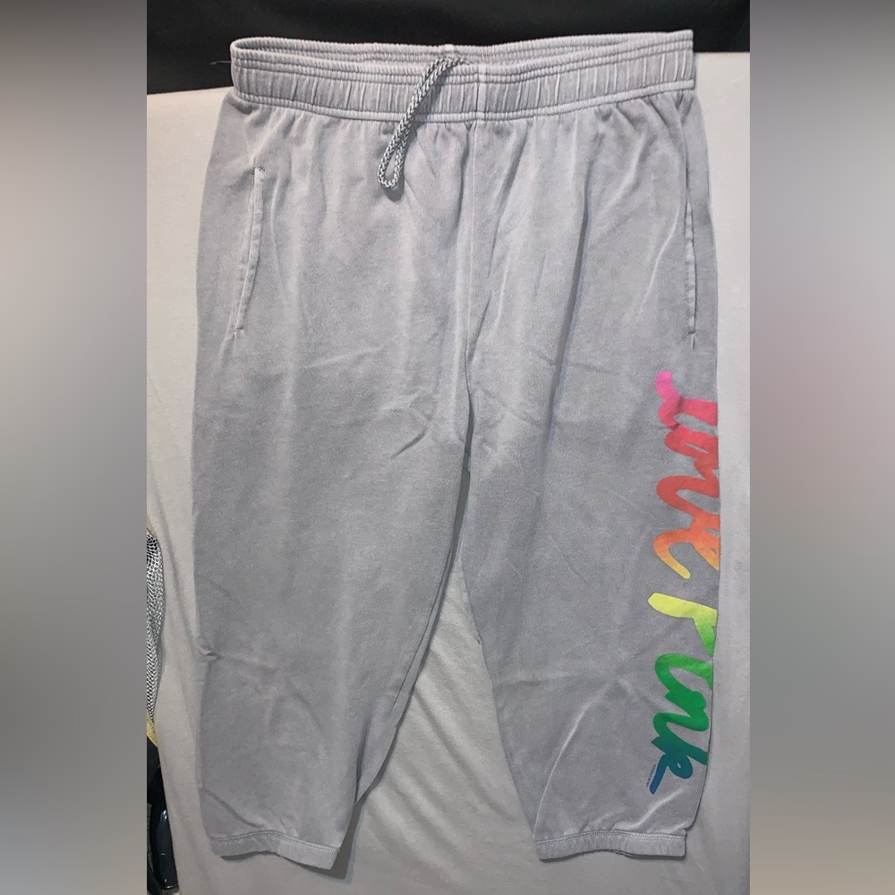 VS PINK - LOVE PINK crop sweatpants